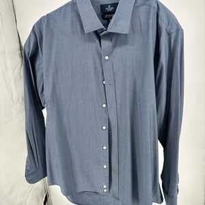 Buttoned Down Blue Spread Collar Long-Sleeve Dress Shirt